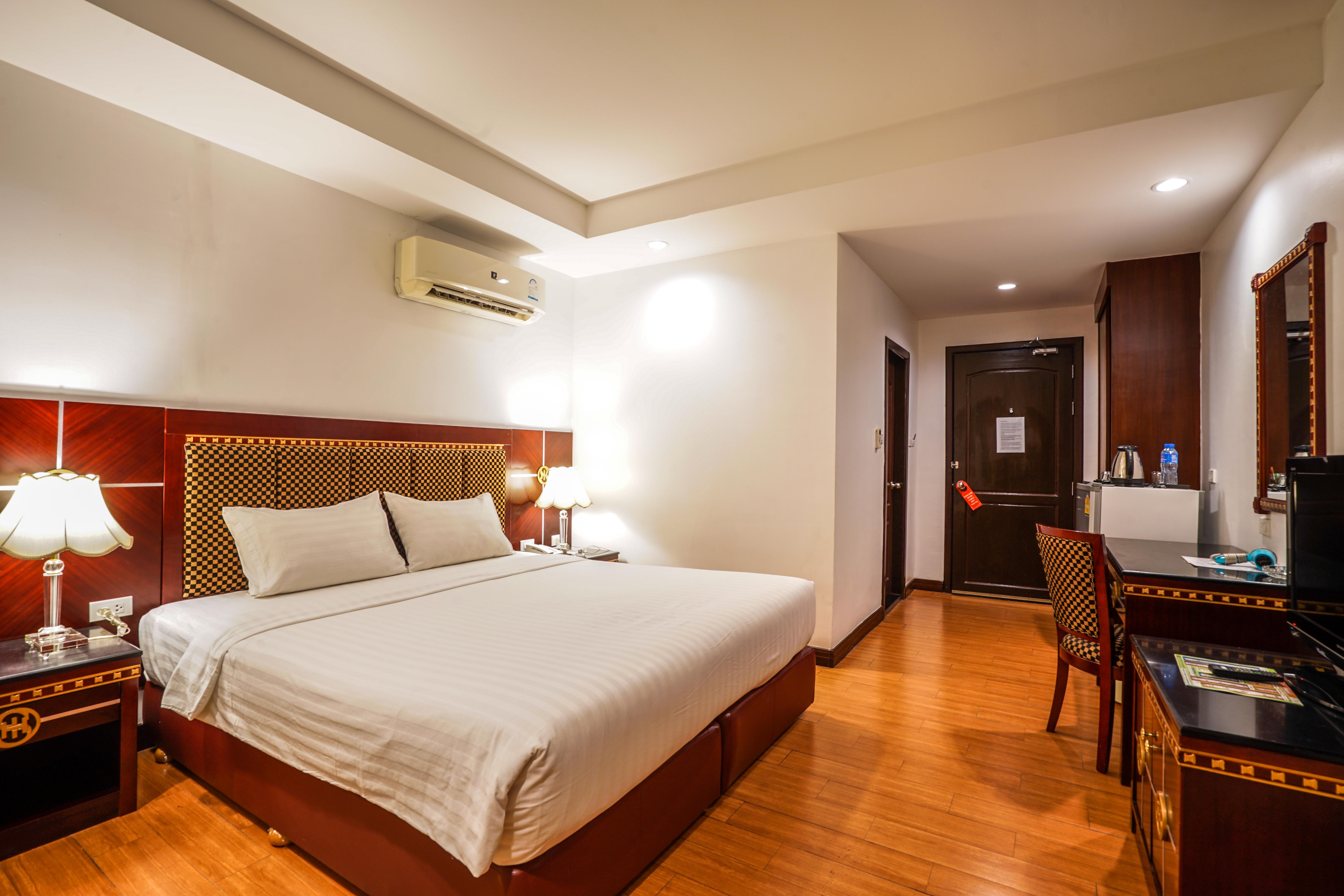 Jomtien Hisotel Екстериор снимка