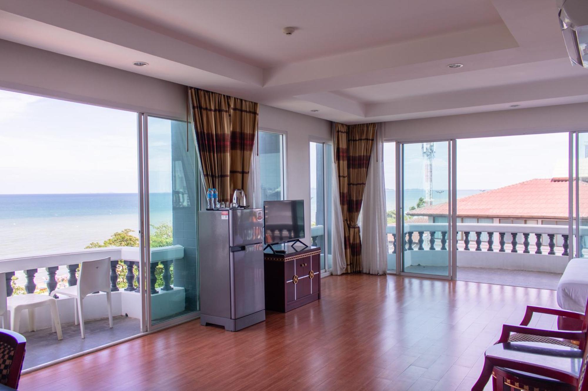 Jomtien Hisotel Екстериор снимка