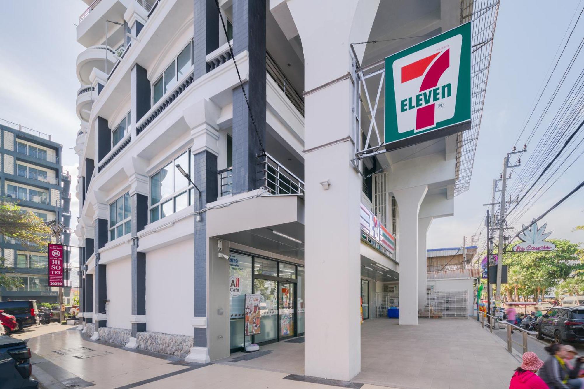Jomtien Hisotel Екстериор снимка