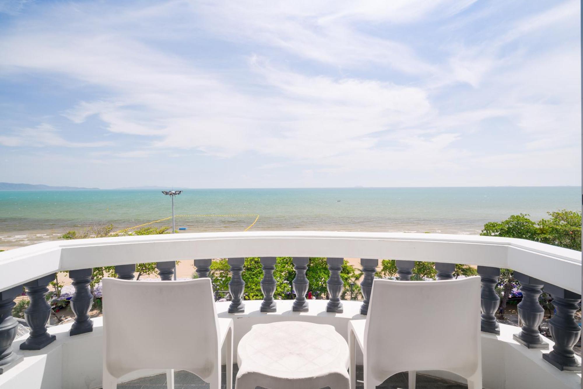 Jomtien Hisotel Екстериор снимка